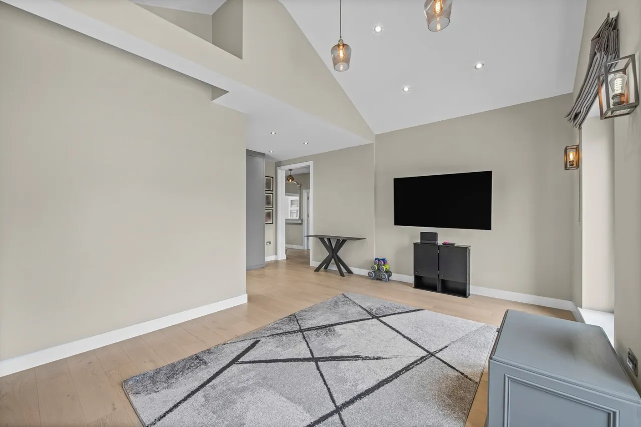 Ashfield Close, Richmond, TW10, photo 9