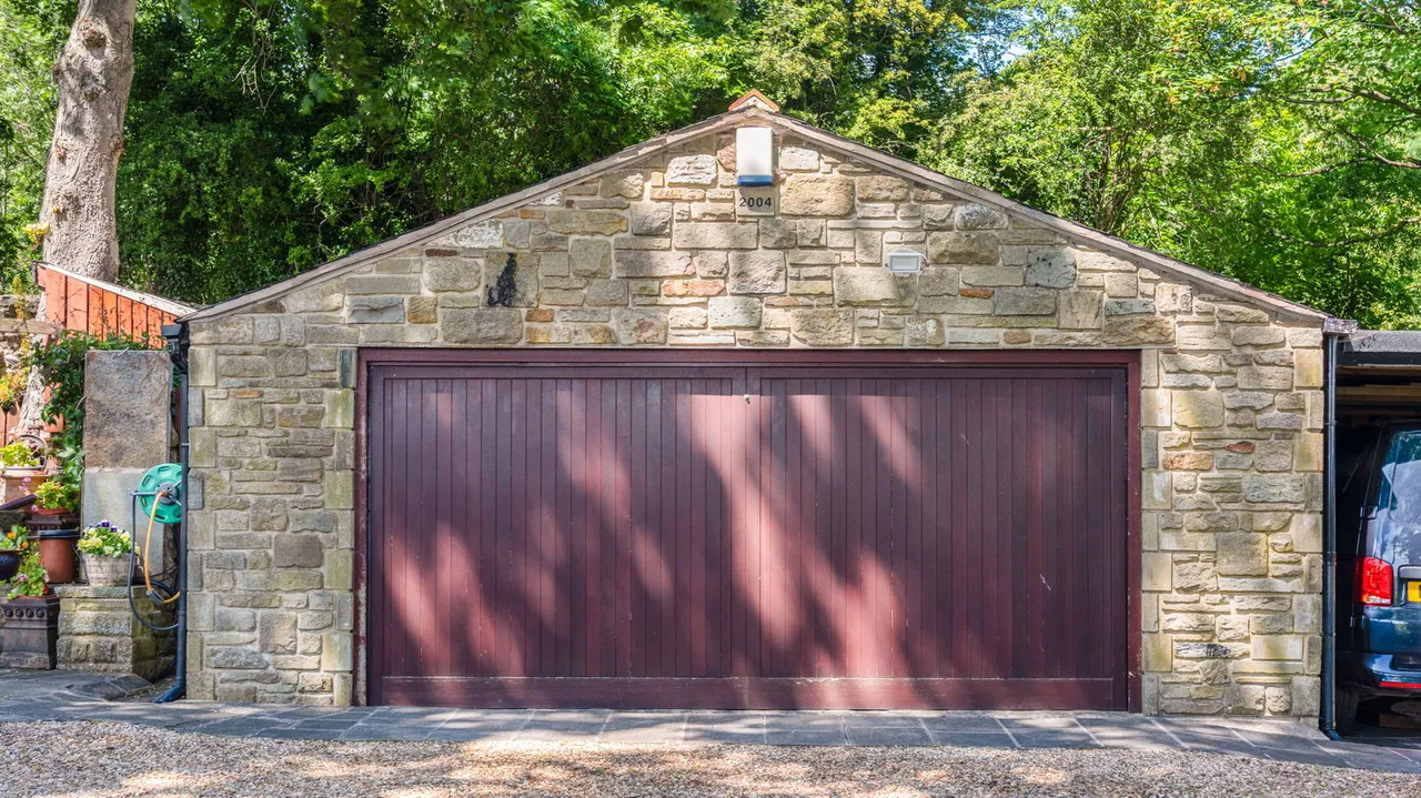 The Stables, Rodney Hill, S6, photo 41