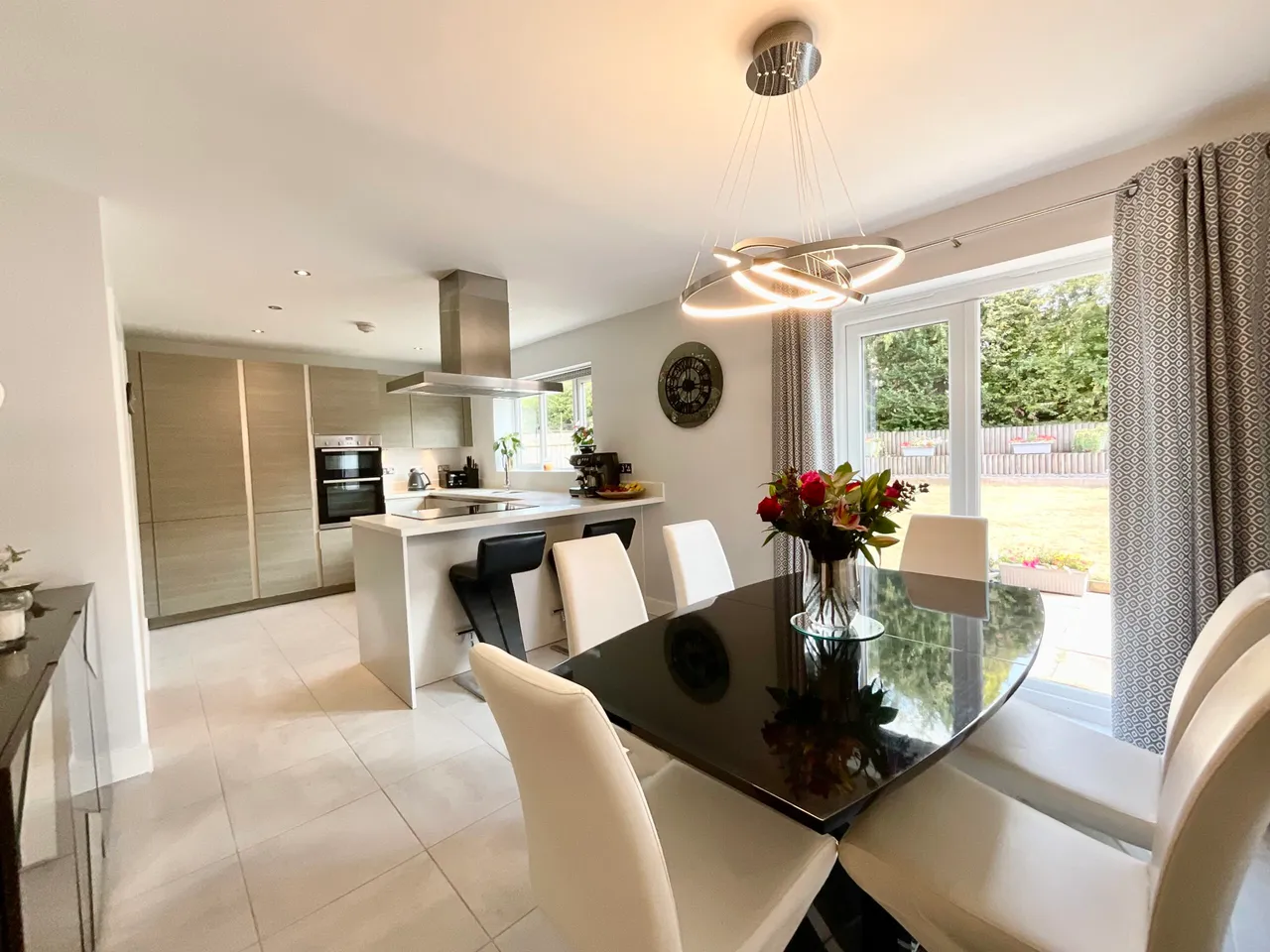 Meadowside, Stone, ST15, photo 2