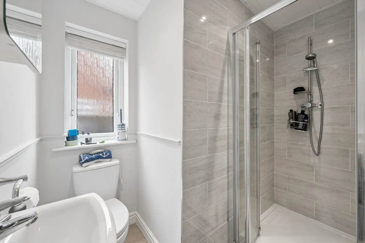 Stonefield, Longton, PR4, photo 11