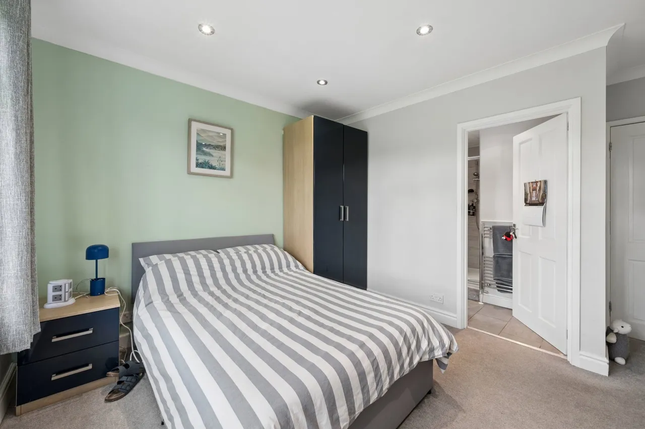 Stonefield, Longton, PR4, photo 10