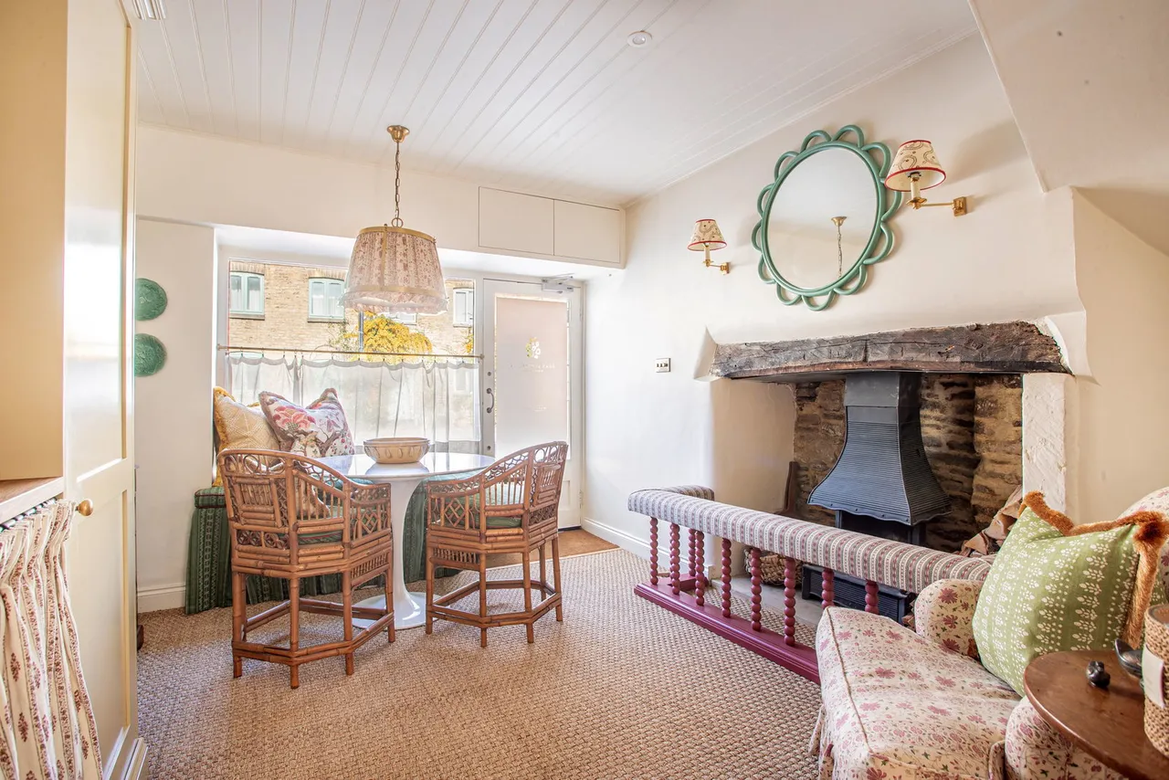 London Road, Tetbury, photo 2