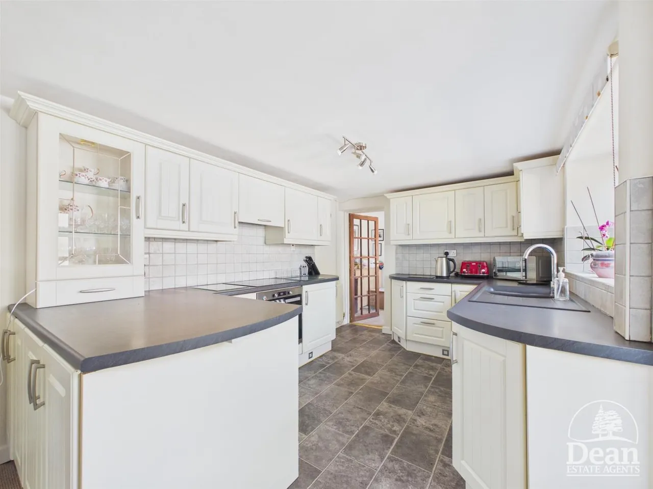 The Ryelands Bream, Lydney, GL15, photo 7
