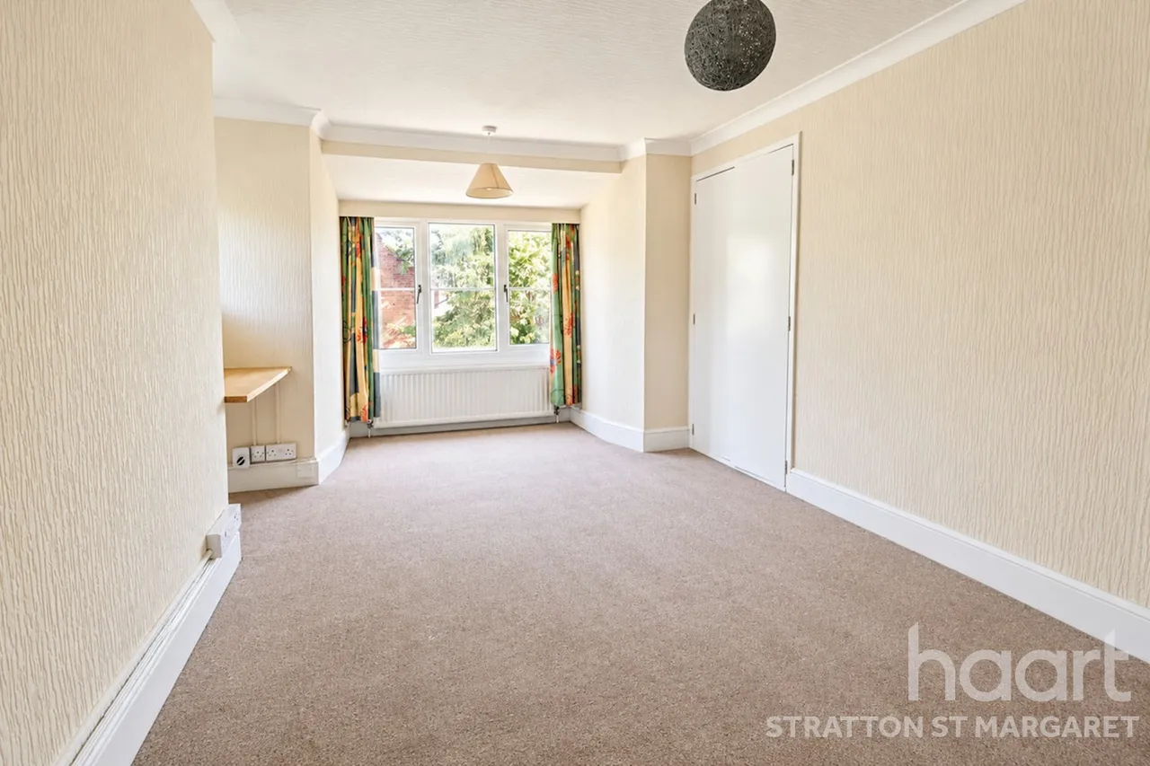 Silver Street, Malmesbury, SN16, photo 11