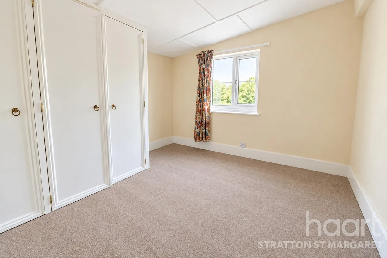 Silver Street, Malmesbury, SN16, photo 15