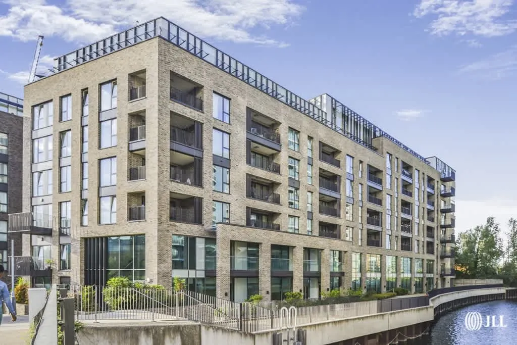Cooks Road, E15, photo 19