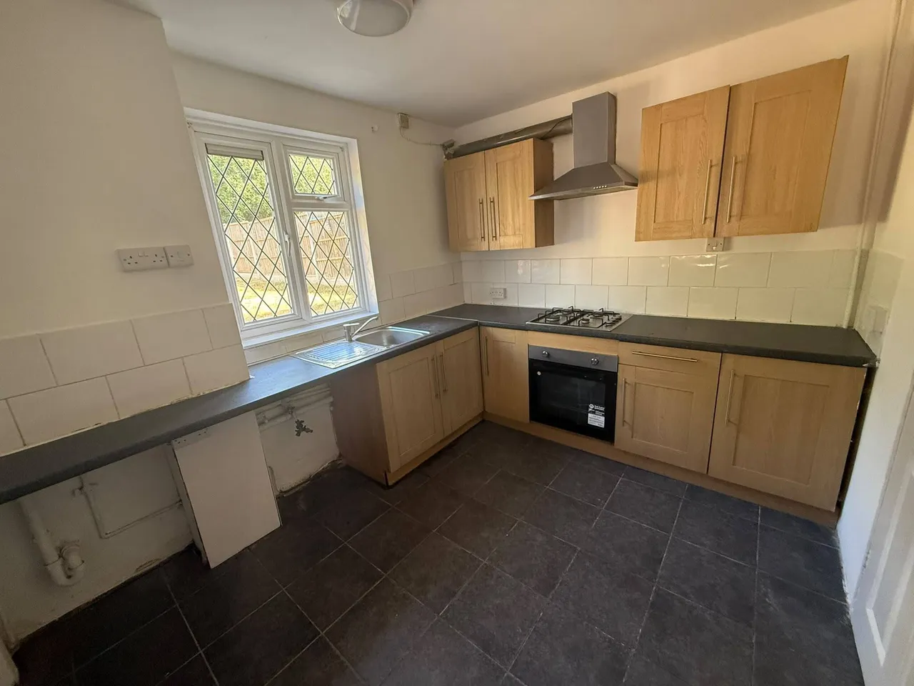 Eastcroft Road, Wolverhampton, WV4, photo 2