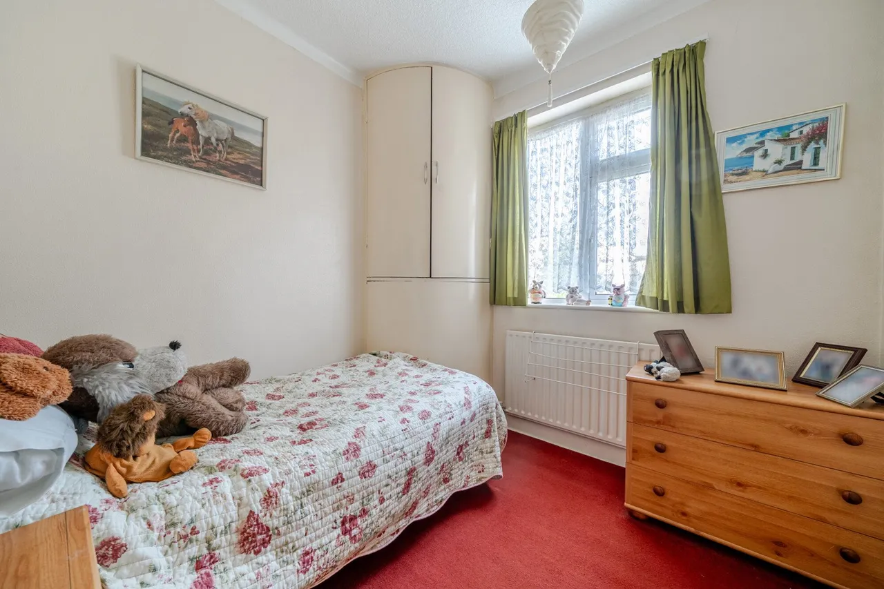 Danson Crescent, DA16, photo 10
