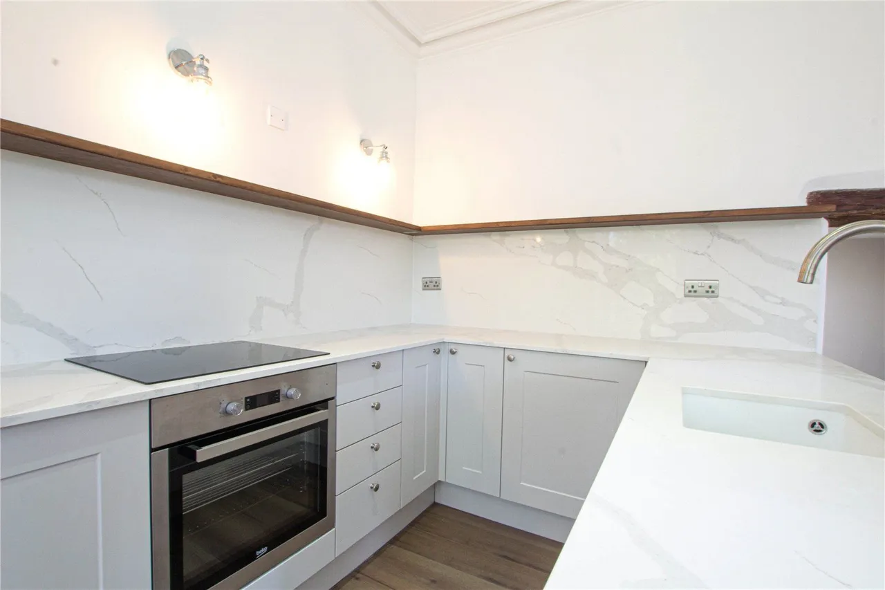 Station Road, Holmfirth, HD9, photo 8