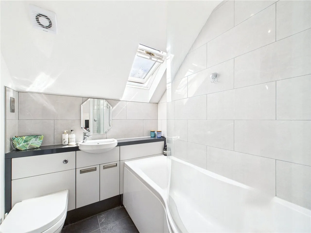 Reading Road South, Fleet, Hampshire, GU52 7QL, photo 7