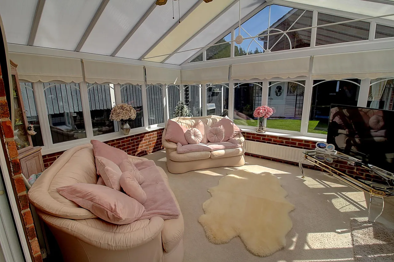 Clovelly Way, Nuneaton, CV11, photo 9