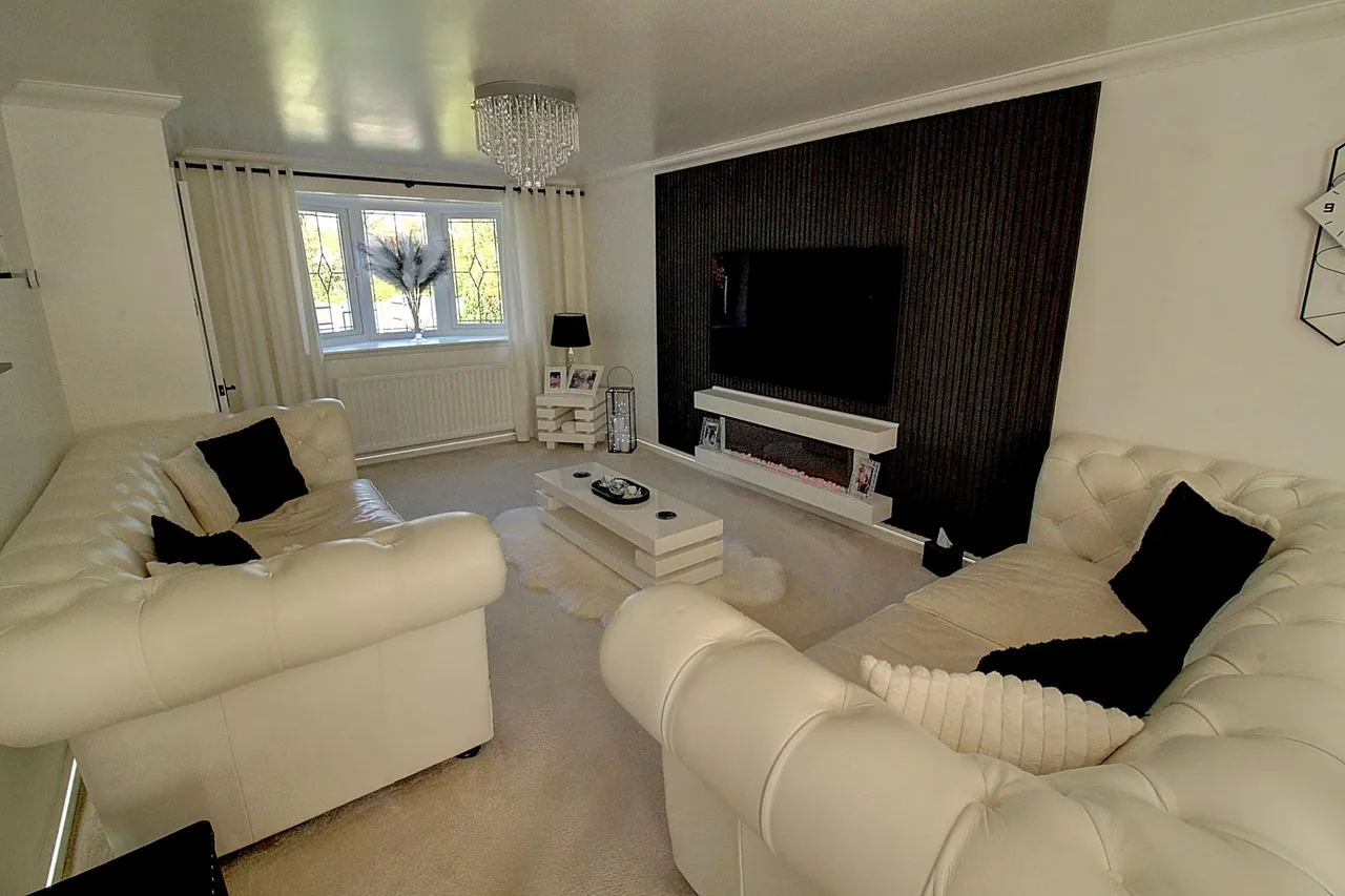 Clovelly Way, Nuneaton, CV11, photo 3
