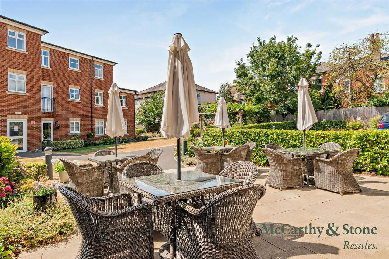 Pinewood Gardens, Tunbridge Wells, TN4, photo 25