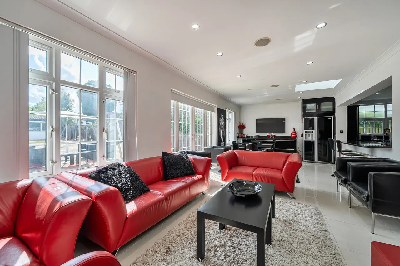 Sedgecombe Avenue, Harrow, HA3, photo 4