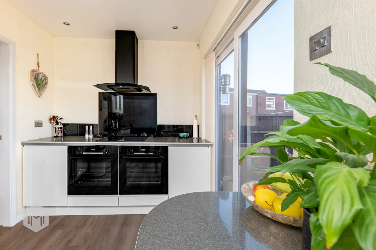 Highfield Avenue, Bolton, BL2 4EZ, photo 9