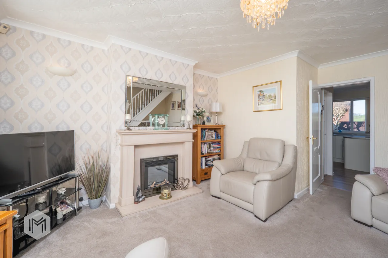Highfield Avenue, Bolton, BL2 4EZ, photo 5