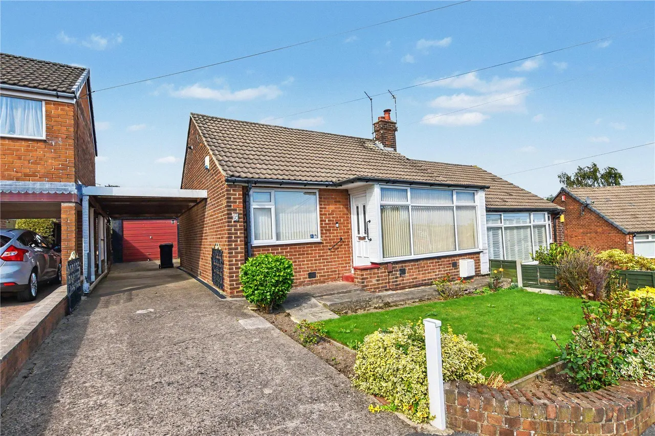 2 bed house for sale, Croft House Avenue, Morley, LS27