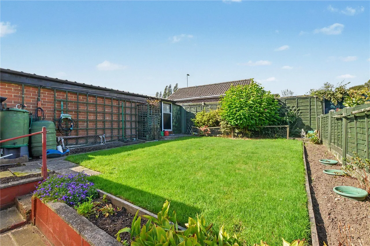 Croft House Avenue, Morley, LS27, photo 8