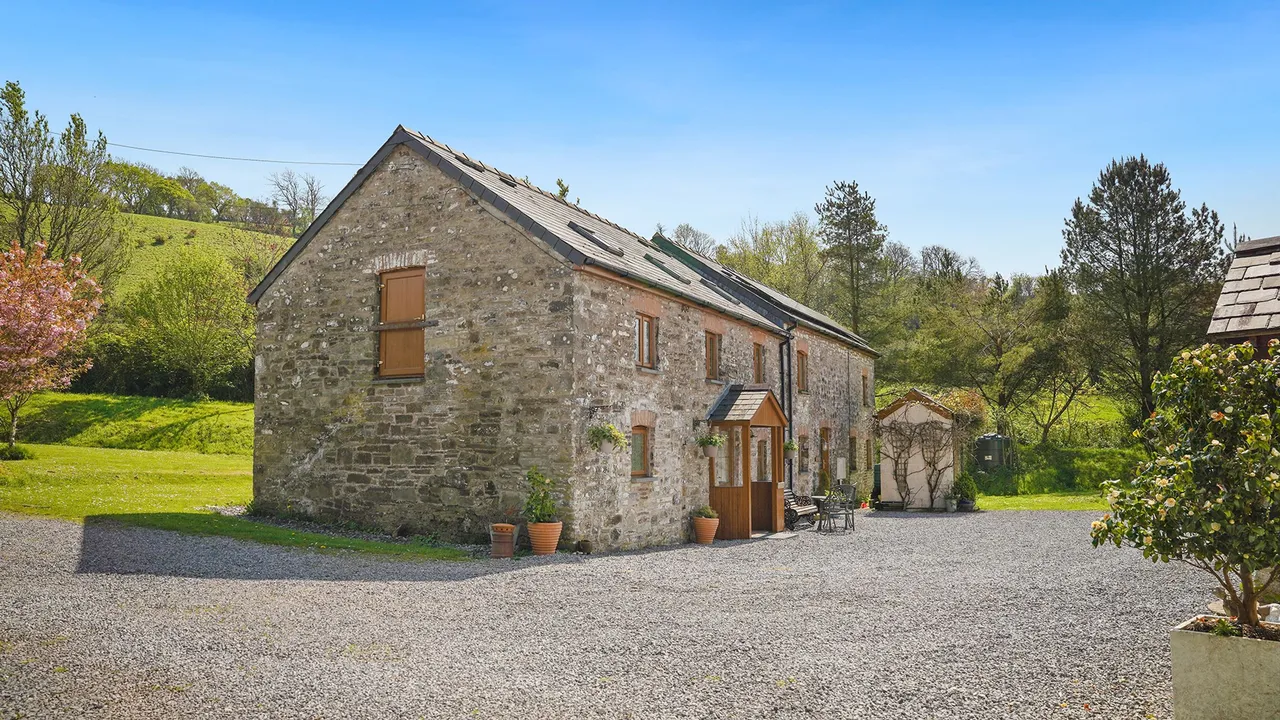 Llanybri, Carmarthen, SA33, photo 19
