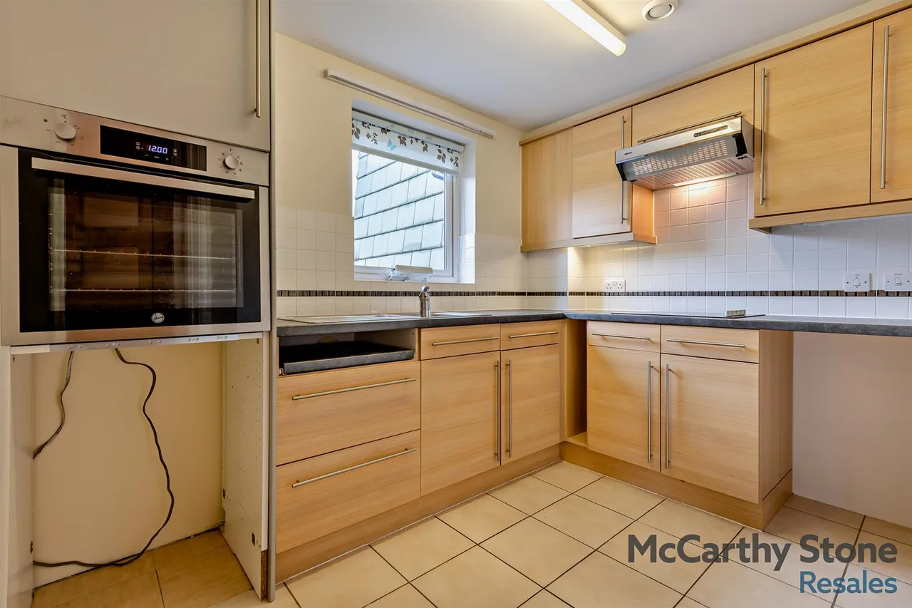 Ringwood Road, Ferndown, BH22, photo 4