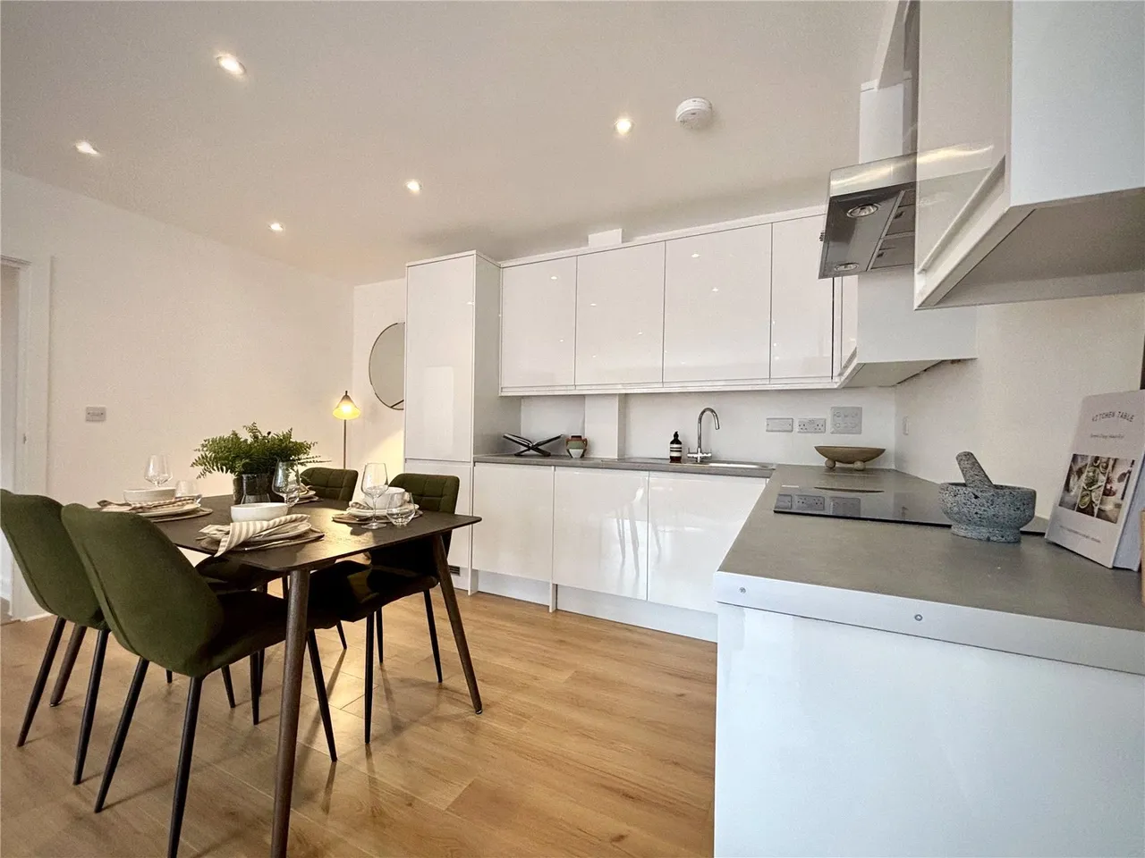 Victoria Road, Aldershot, GU11, photo 15