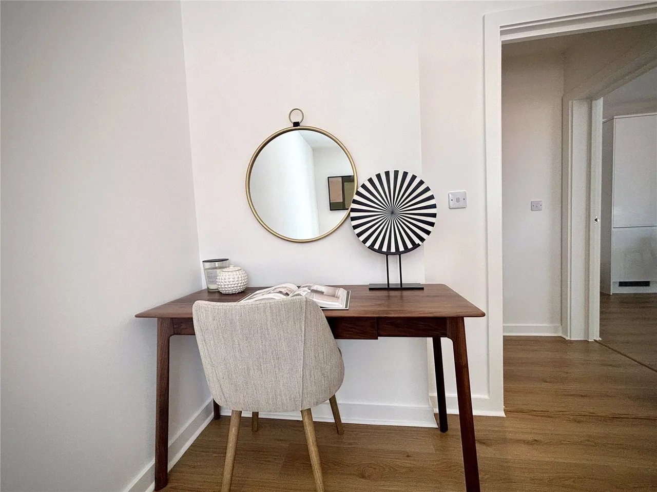 Victoria Road, Aldershot, GU11, photo 26