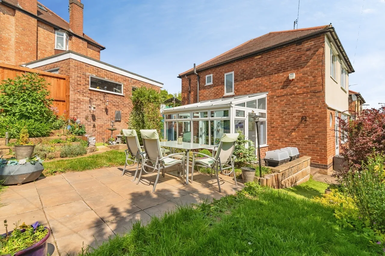 3 bed house for sale — First Avenue, Carlton, Nottingham, Nottinghamshire, NG4