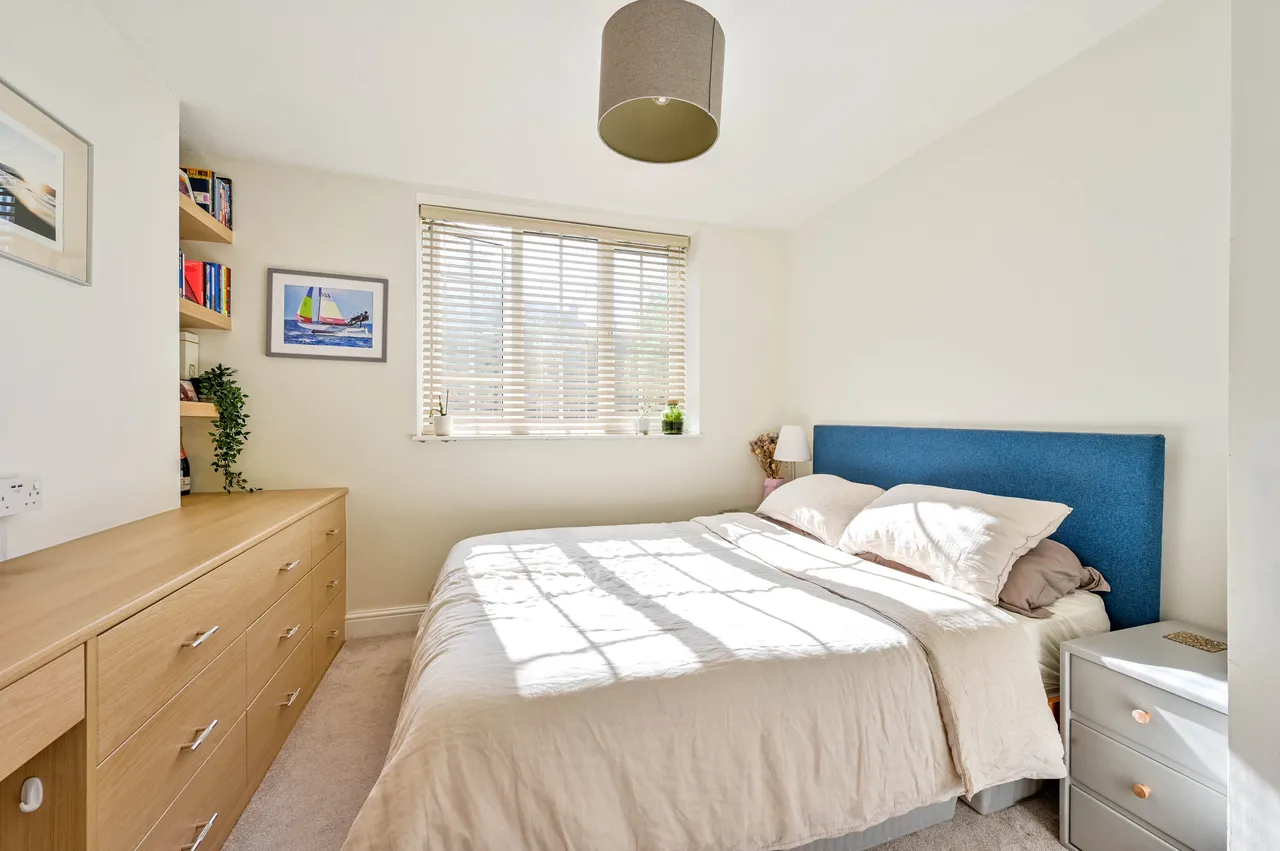 London, SW18, photo 9