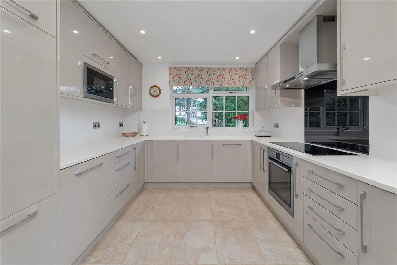 Castle Hill Court, Macclesfield, photo 6