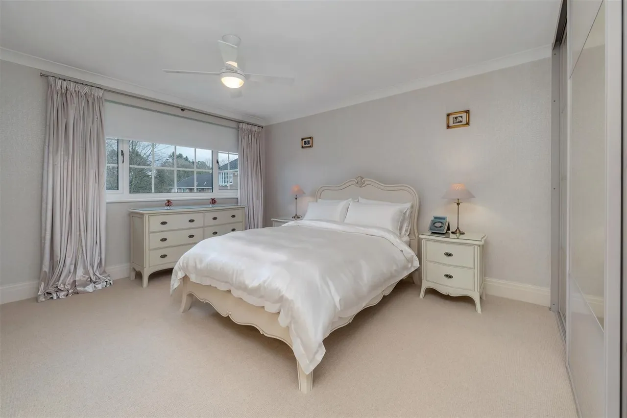 Castle Hill Court, Macclesfield, photo 8
