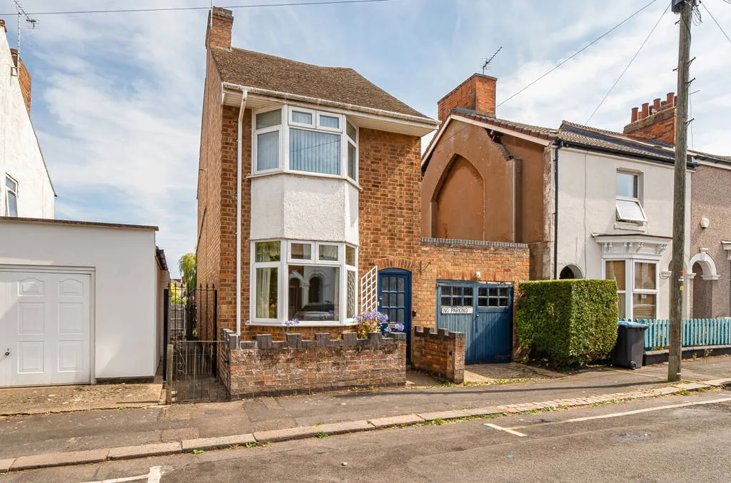 2 bed house for sale — George Street, New Bilton, Rugby, CV21 2BJ