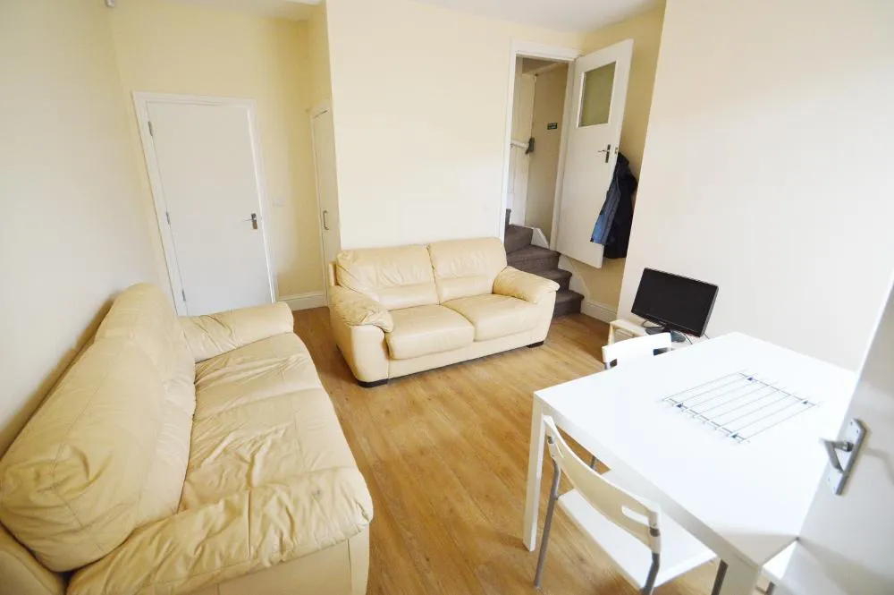City Road, Dunkirk, NG7, photo 2