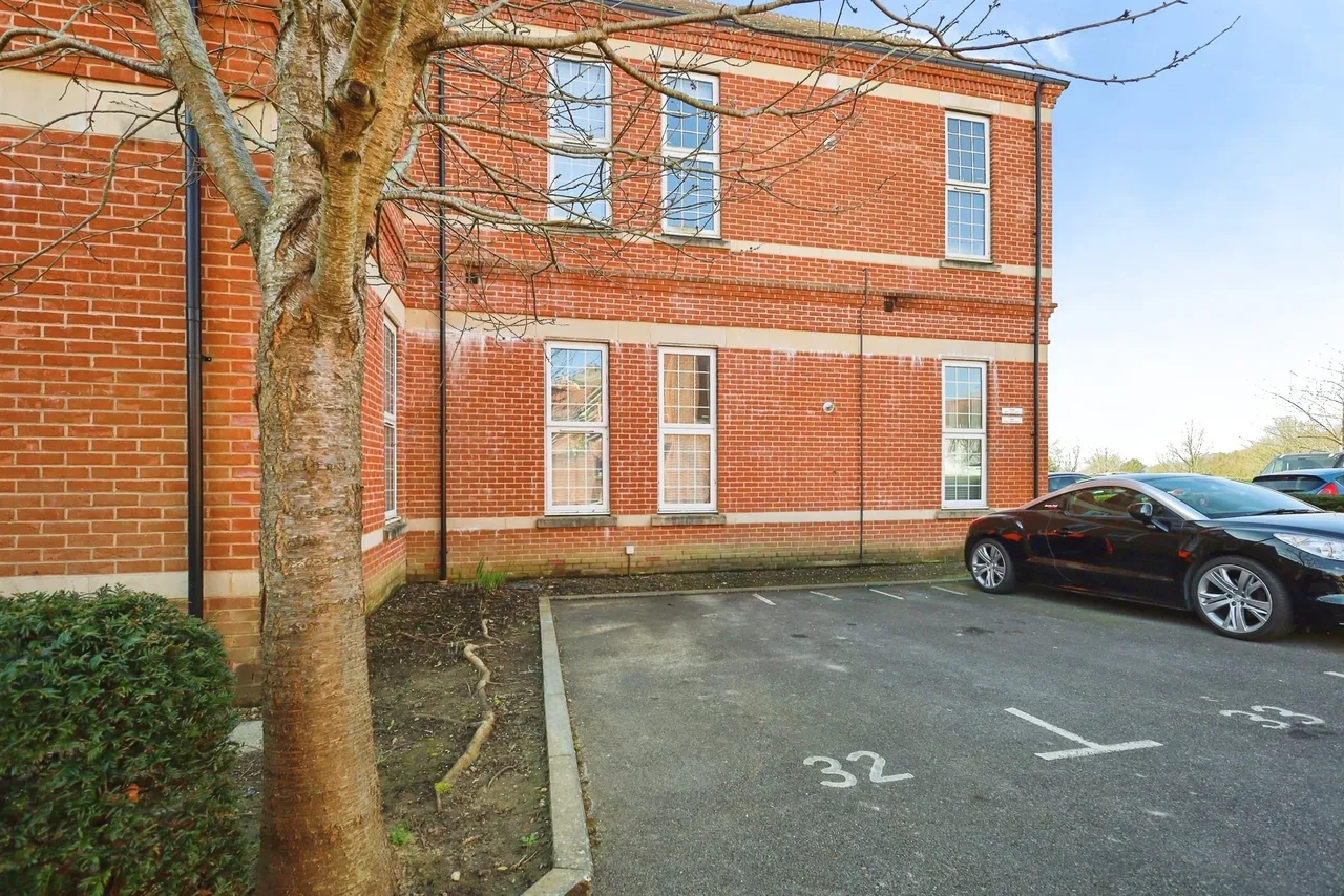 Luscombe Avenue, Hellingly, BN27, photo 12