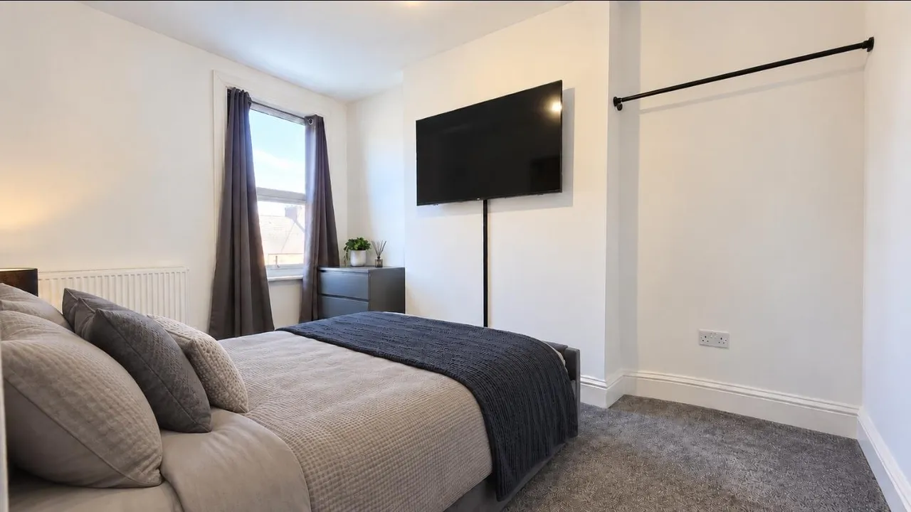 South Milton Street, Plymouth, PL4, photo 10