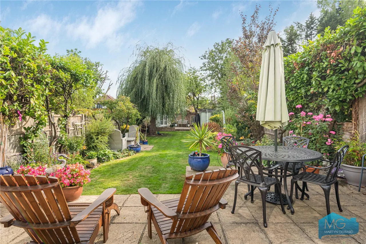 Pollard Road, London, N20, photo 29