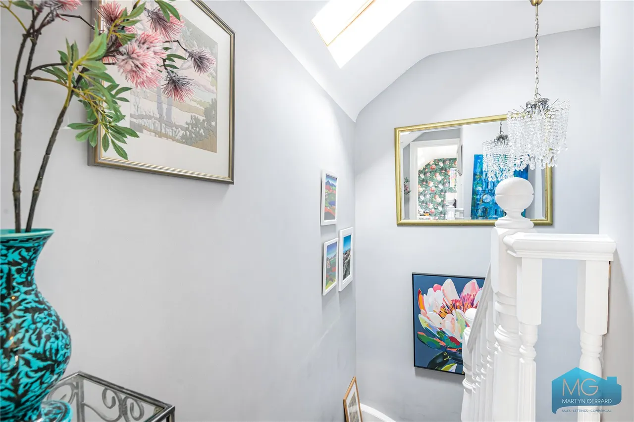Pollard Road, London, N20, photo 23