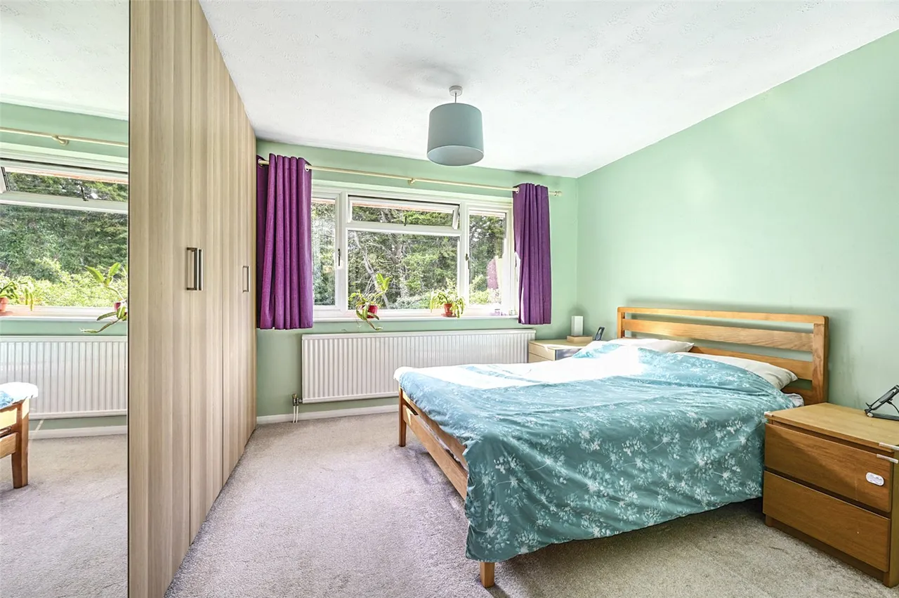 Lambourne Way, Tongham, Farnham, Surrey, GU10 1AB, photo 5