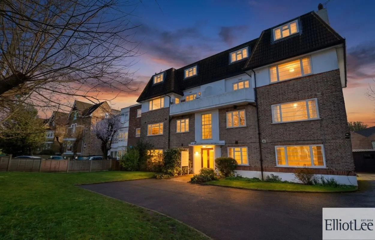 2 bed flat to rent — Sutherland Road, Sutherland House Sutherland Road, W13