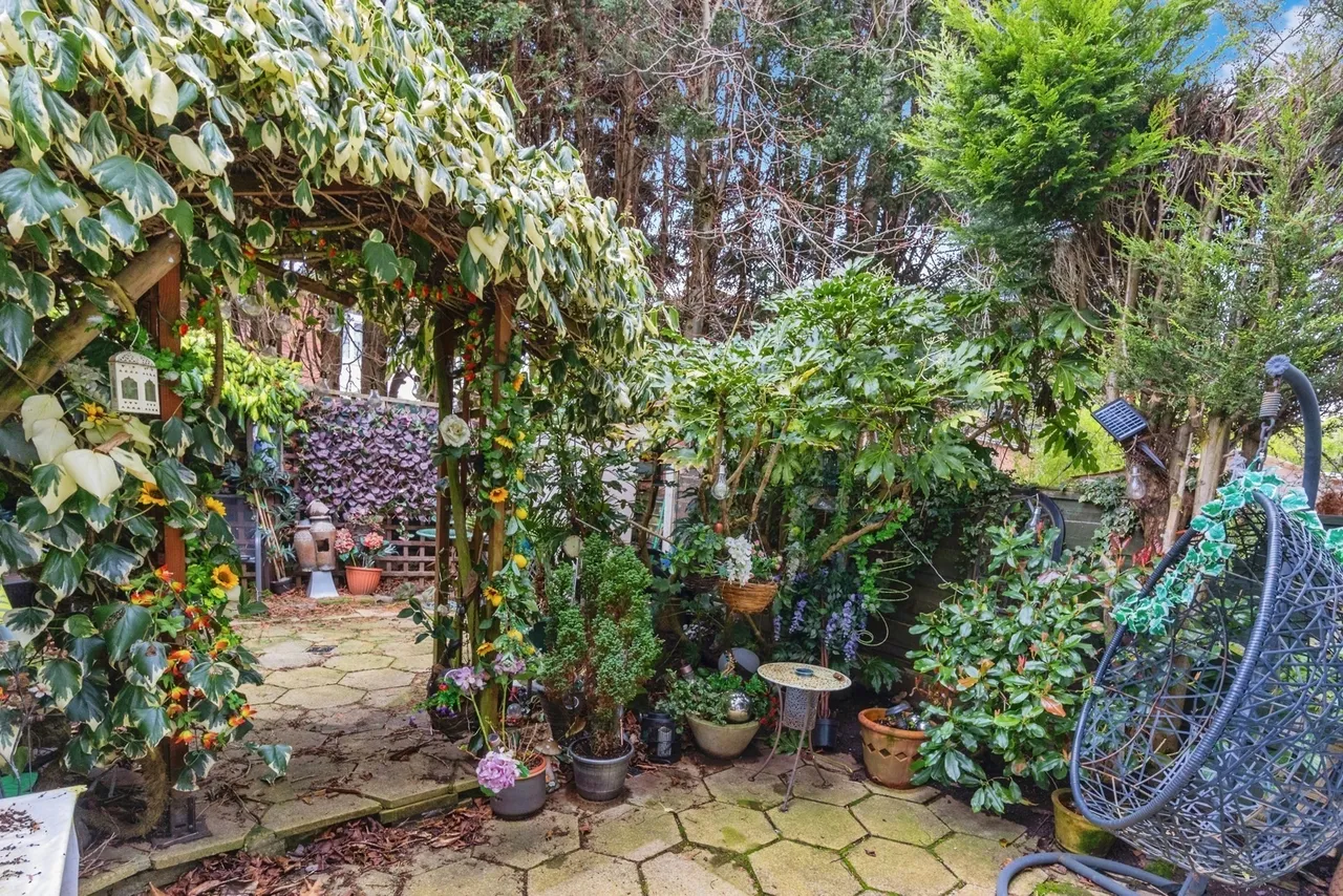 Hurley Drive, Cheadle Hulme, Cheadle, Greater Manchester, SK8, photo 3