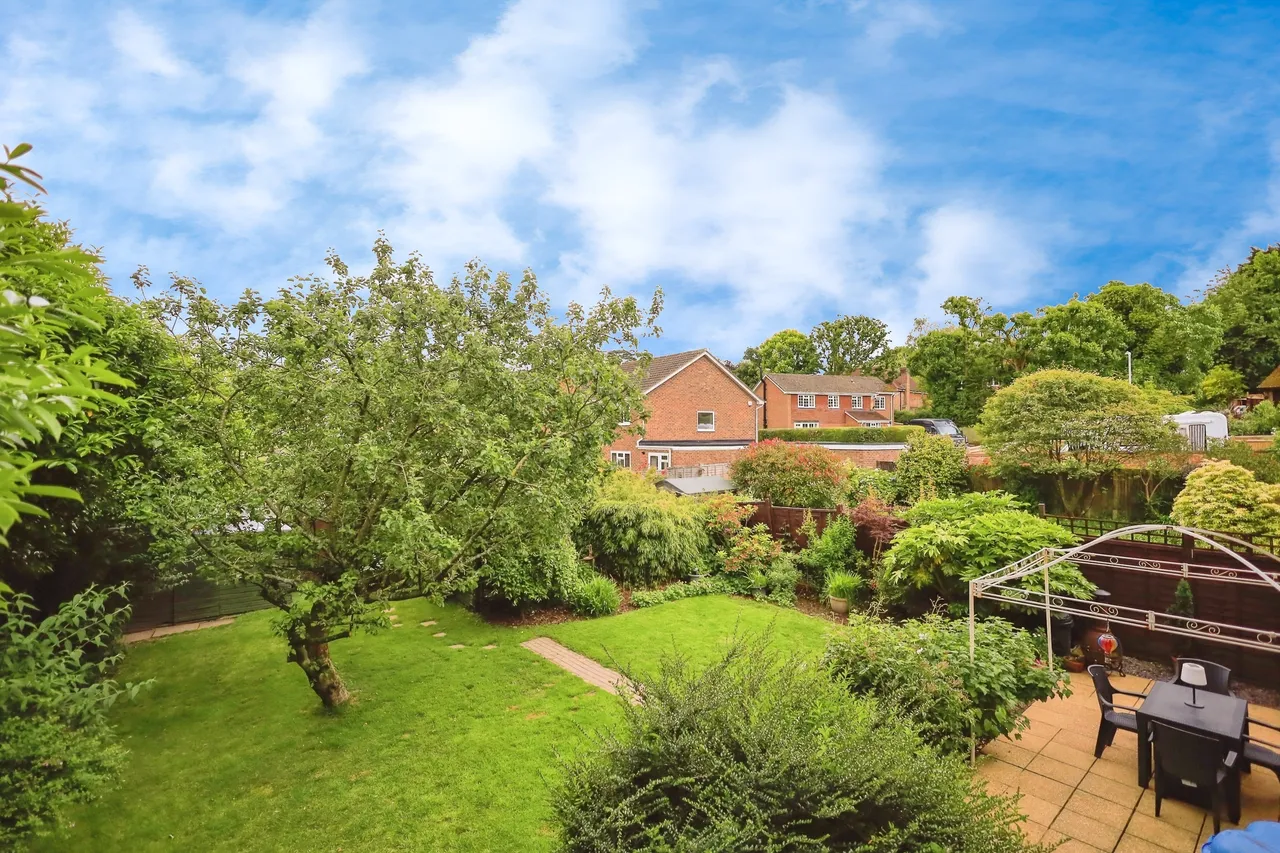 Pages Hill, Heathfield, TN21, photo 2