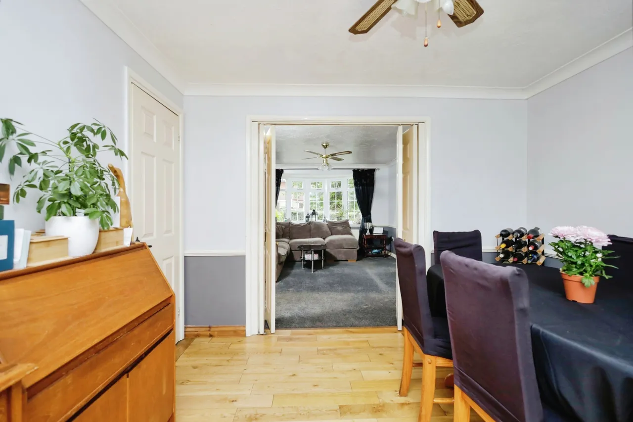 Pages Hill, Heathfield, TN21, photo 8