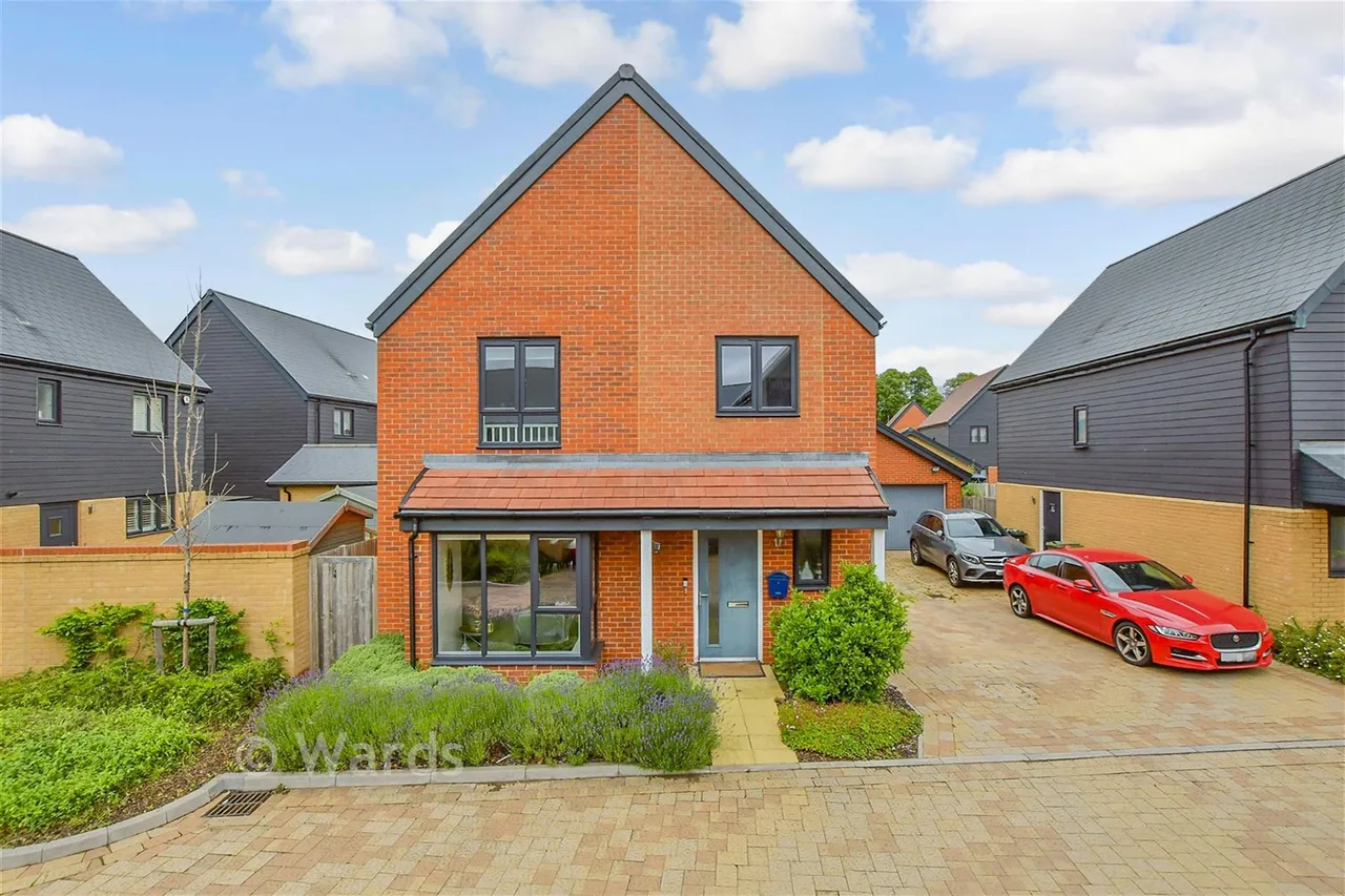 4 bed house for sale, Bella Rosa Drive, Langley, ME17