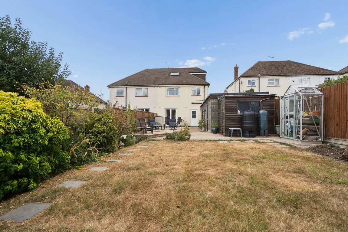 Lincoln Road, Northwood, HA6, photo 12