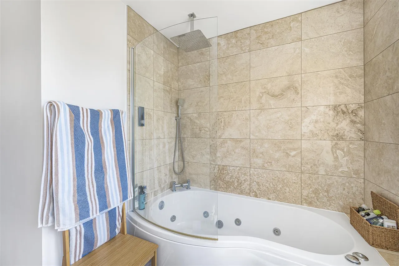 Rugby Close, Seaford, photo 26