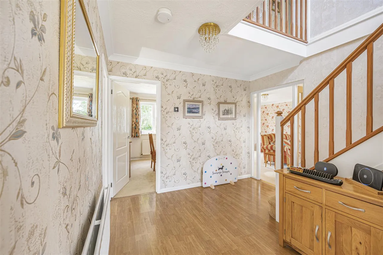 Rugby Close, Seaford, photo 11