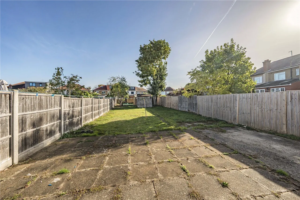 Adelphi Crescent, Hayes, UB4, photo 5