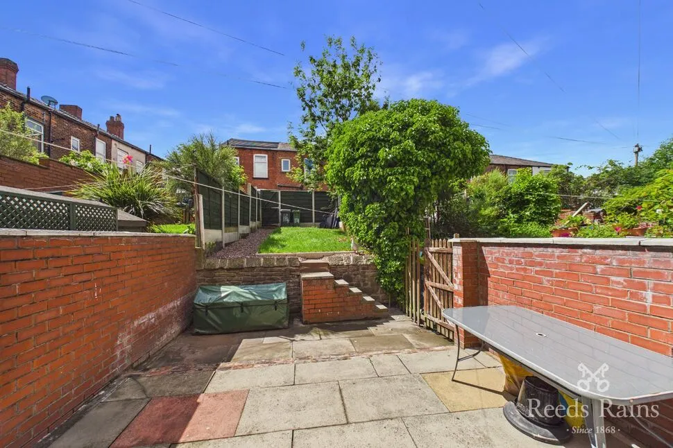 Mottram Road, Hyde, Greater Manchester, SK14, photo 3