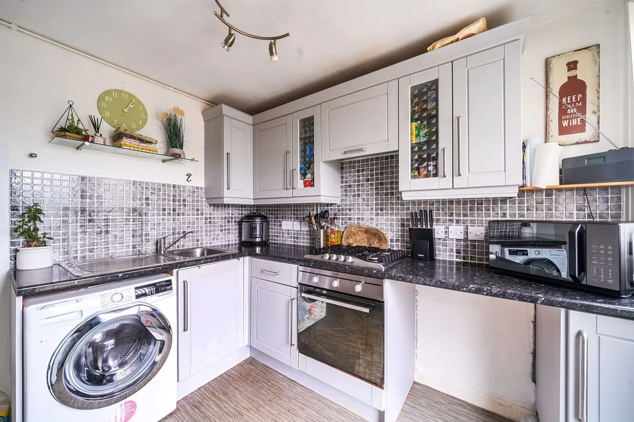 Churchill Close, Barnstaple, EX32, photo 6