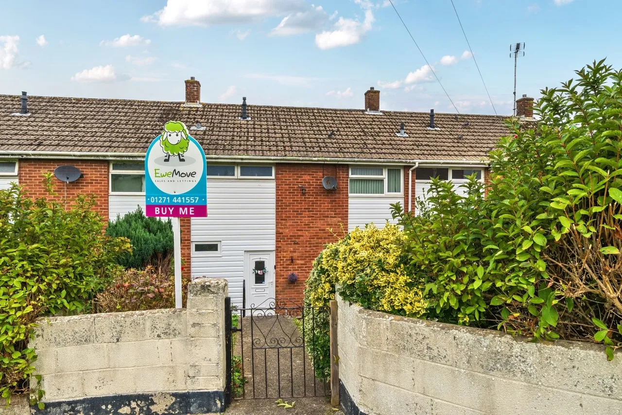 Churchill Close, Barnstaple, EX32, photo 20