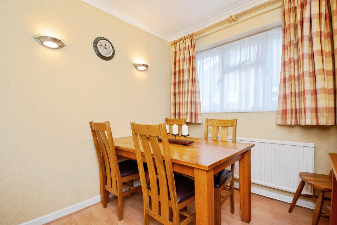Lymington Avenue, Clacton-On-Sea, photo 7
